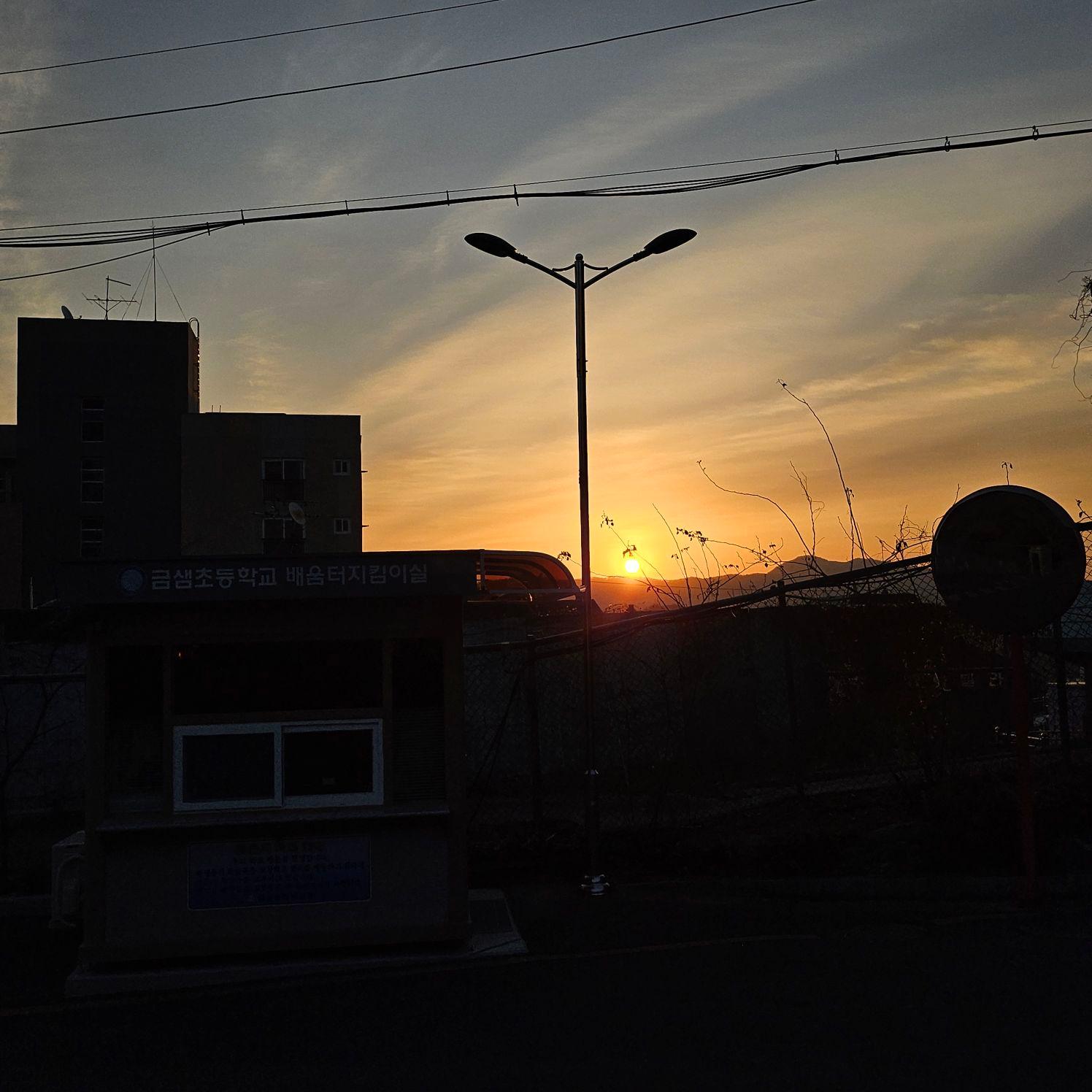 images/feeds/0b0564b6105b44e3a9d987ad1ee948ac