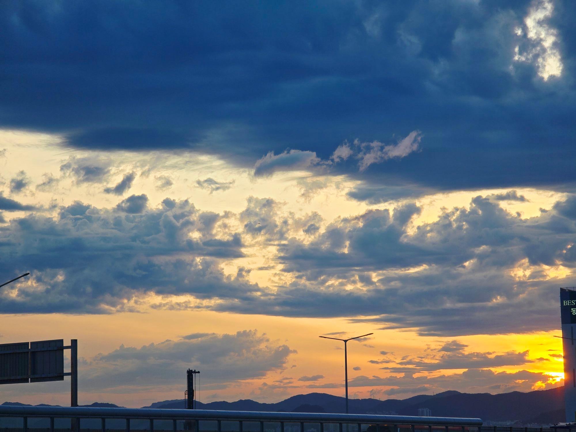 images/feeds/5d768a758dce4453b5d09b74d37e0f4d