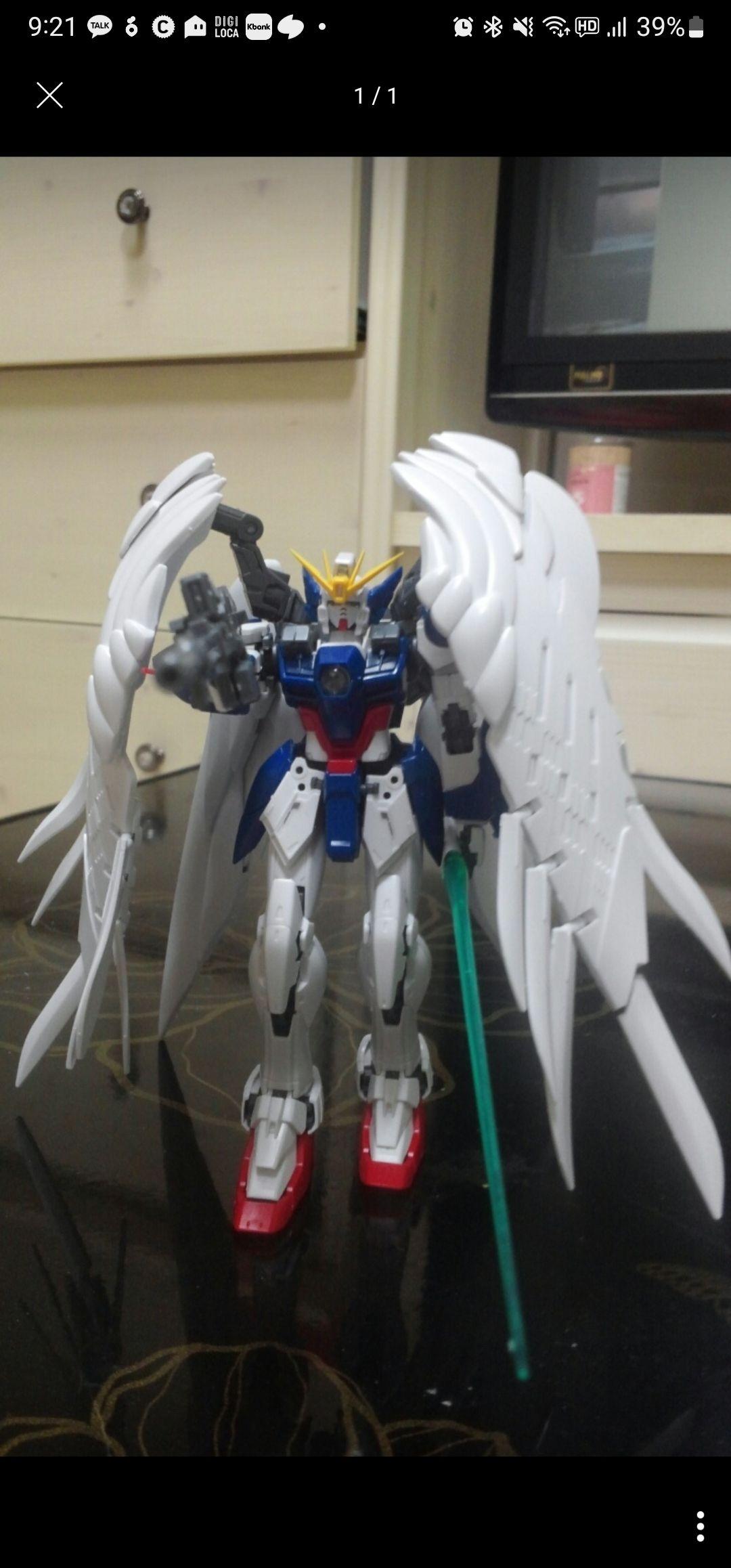 hero-profile